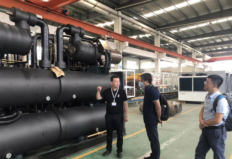 南昌热烈欢迎中国华电集团公司山西分公司领导来我司考察能源塔项目